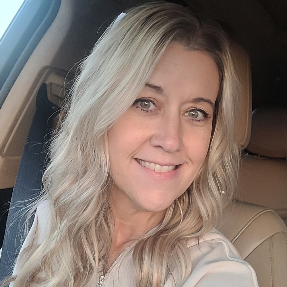 Meet your Posher, Brandi